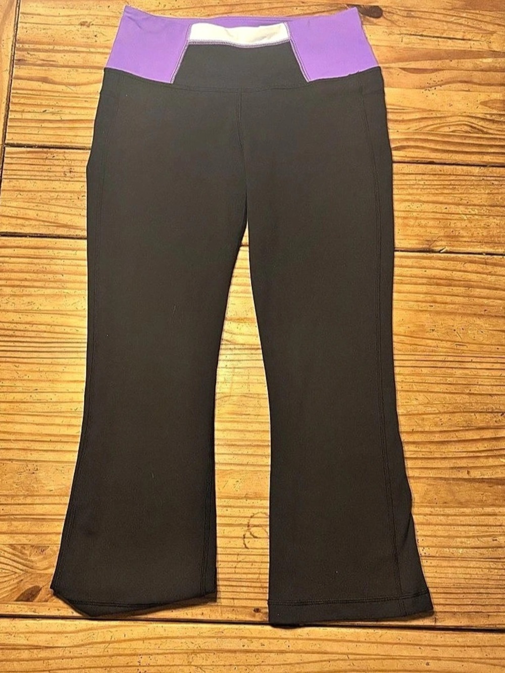 lululemon Groove Crop Reversible Black & Purple Flare Pants